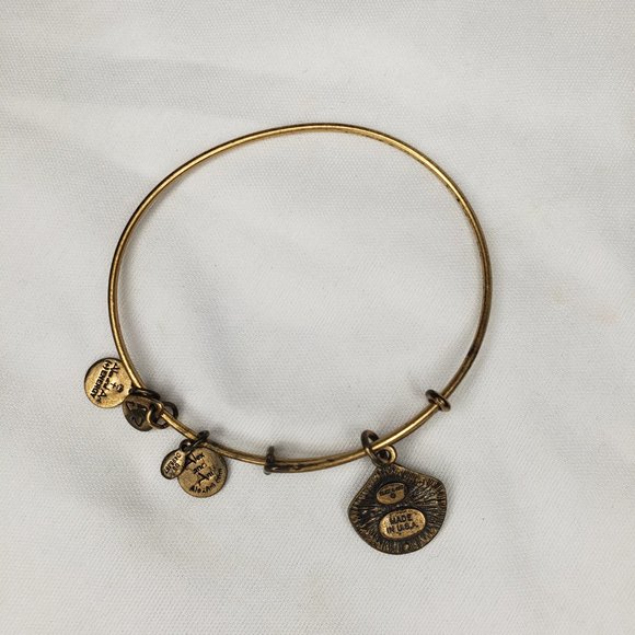Alex & Ani Stackable Gold Bracelet Seashell Charm - Picture 2 of 2